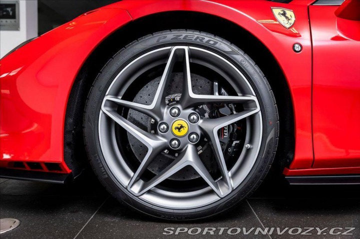 Ferrari F8 Spider/Lift/Kamera/PDC/El 1800