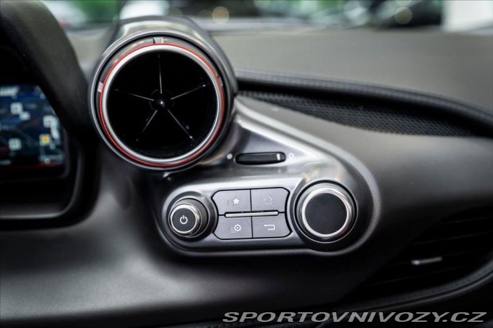 Ferrari F8 Spider/Lift/Kamera/PDC/El 1800