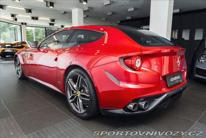 Ferrari FF V12 4x4/Pano/Navi/2xKamer 2013