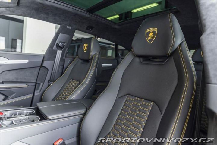 Lamborghini Urus ADAS/B&O/Pano/TV/HUD/ 2020