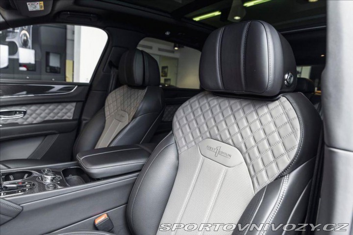 Bentley Bentayga V8 4WD/Naim/Night Vision/ 2021