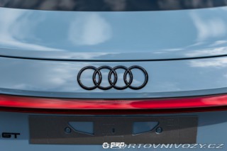 Audi e-tron GT GT quattro 2022