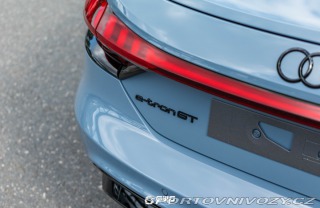 Audi e-tron GT GT quattro 2022