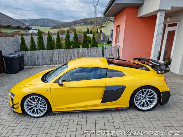 Audi R8 V10 Plus PerformanceParts 2015