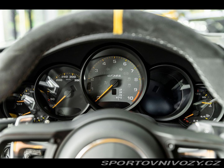 Porsche 911 (991.2) GT3RS TOP!/Nájezd 1800