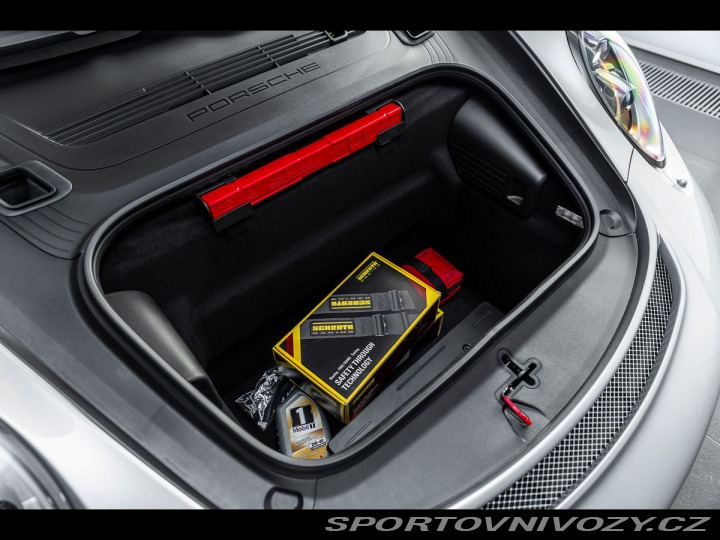 Porsche 911 (991.2) GT3RS TOP!/Nájezd 2018