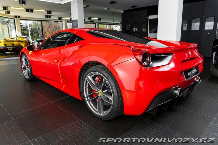 Ferrari 488 GTB GTB/JBL/Lift/Kamera/E 2016