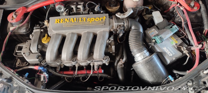 Renault Clio Sport II  PH1 2002