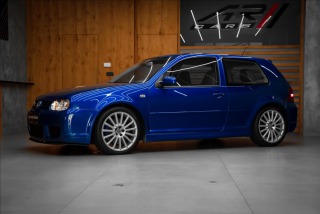 Volkswagen Golf 3,2 R32 4motion, BOSE, NA