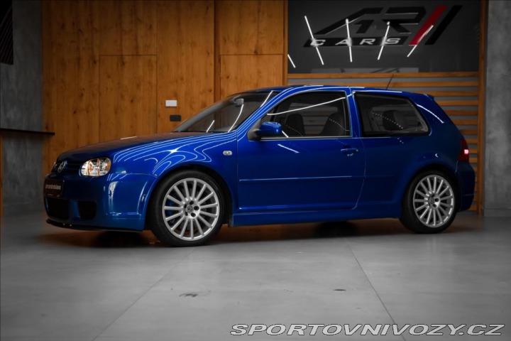 Volkswagen Golf 3,2 R32 4motion, BOSE, NA 2002