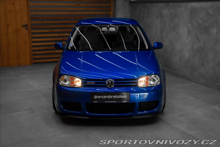 Volkswagen Golf 3,2 R32 4motion, BOSE, NA 2002