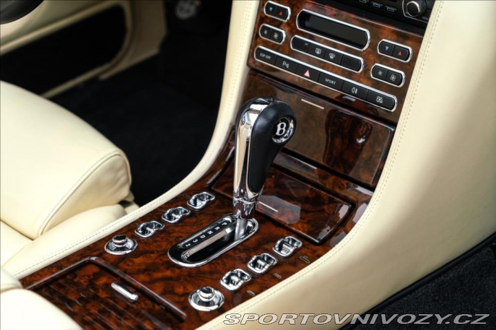 Bentley Azure Convertible V8 6.75 2006