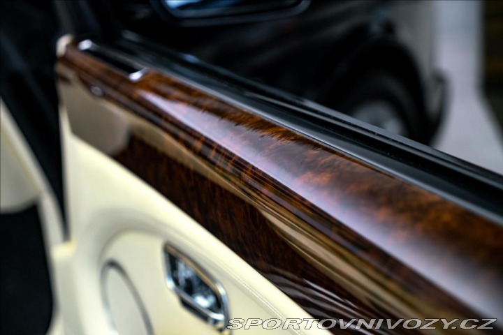 Bentley Azure Convertible V8 6.75 2006