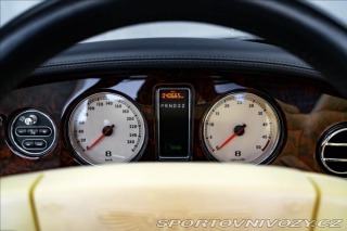 Bentley Azure Convertible V8 6.75 2006