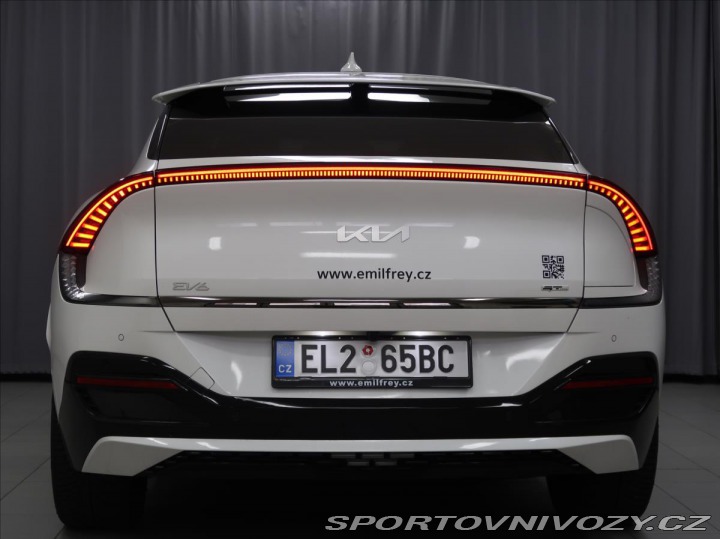 Kia EV6 0,1 GT Line-K odběru IHNE 2022