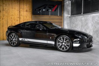 Aston Martin V8 4,7 GT, KARBÓN, KAMERA  B 2016