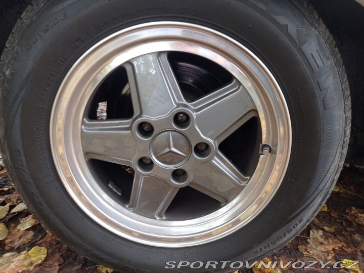 Mercedes-Benz SL Sl 560 R107 Cabrio 1987