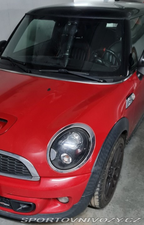 Mini Cooper JCW 2011