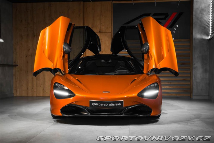 McLaren 720S 4,0 B&W, LIFT, ZÁRUKA 2021