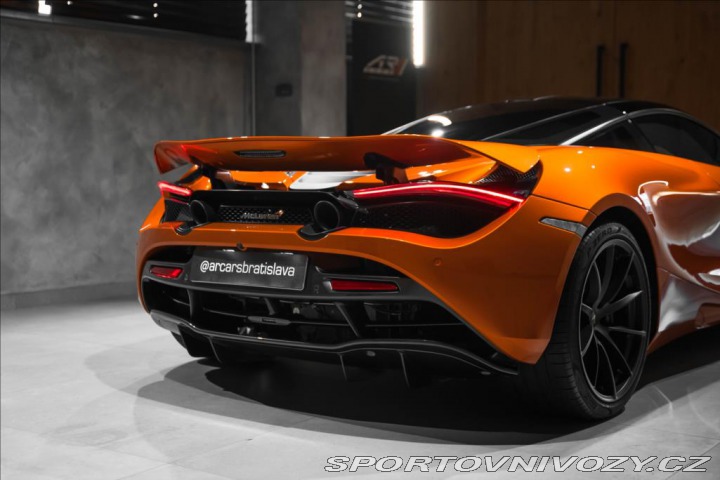 McLaren 720S 4,0 B&W, LIFT, ZÁRUKA 2021