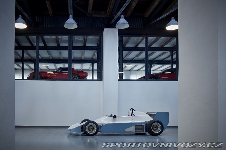 Ferrari 412 F412  V12 1989