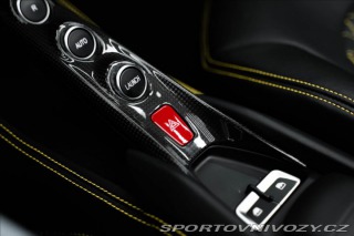 Ferrari F8 3,9 TRIBUTO, SPIDER, LIFT 2021
