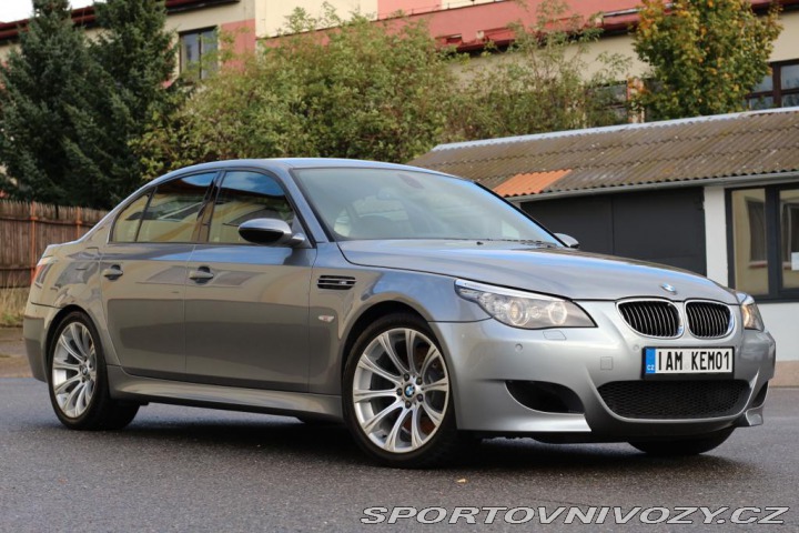 BMW M5 2006