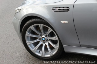 BMW M5 2006