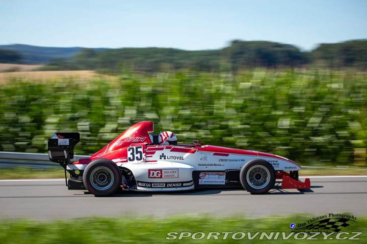 Formule Ostatní modely Gloria C8F 2009