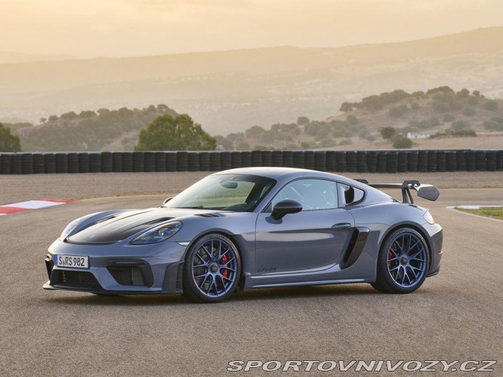 Porsche Cayman 718 GT4 RS Weissach packa 2022