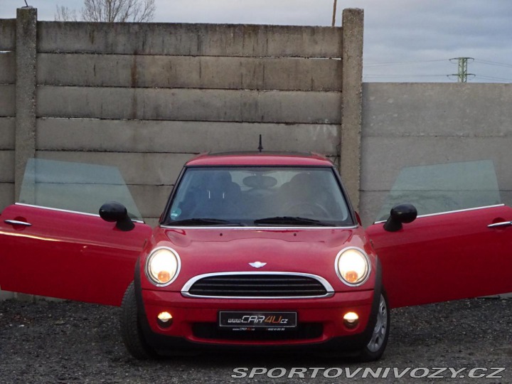 Mini One 1.4 70kW KŮŽE PANORAMA SE 2007