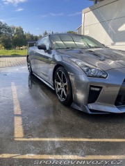 Nissan GT-R 2010