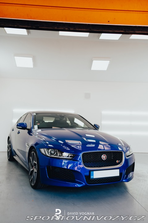 Jaguar XE S 2016