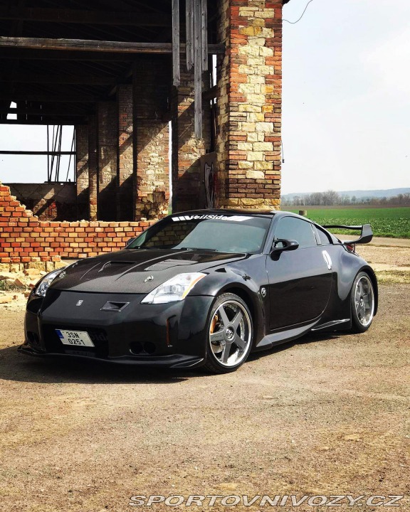 Nissan 350 Z  2004