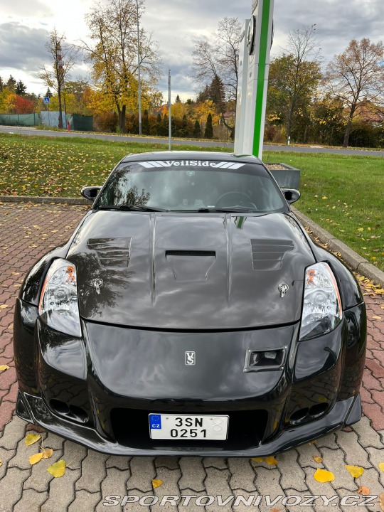 Nissan 350 Z  2004