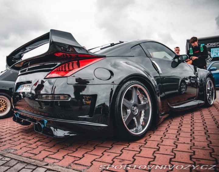 Nissan 350 Z 2004