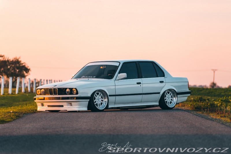 BMW 3 BMW E30 M54B30 TURBO