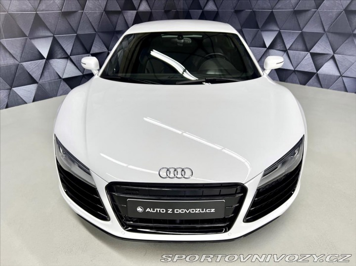 Audi R8 5,2 V10 S-TRONIC QUATTRO, 2013