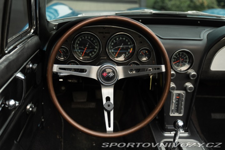 Chevrolet Corvette C2 STINGRAY 1967