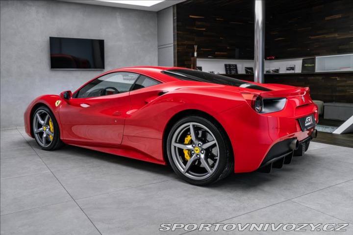 Ferrari 488 GTB Karbon+LED, racing se 2018