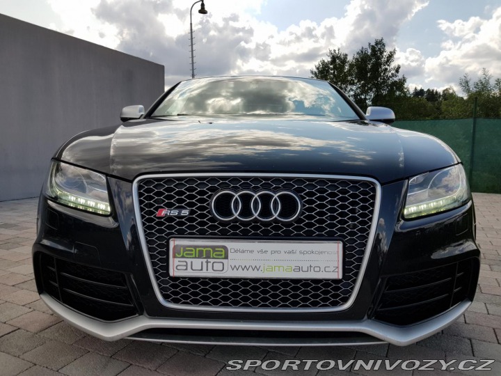 Audi RS5 4,2FSI 331KW QUATTRO STRO 2011