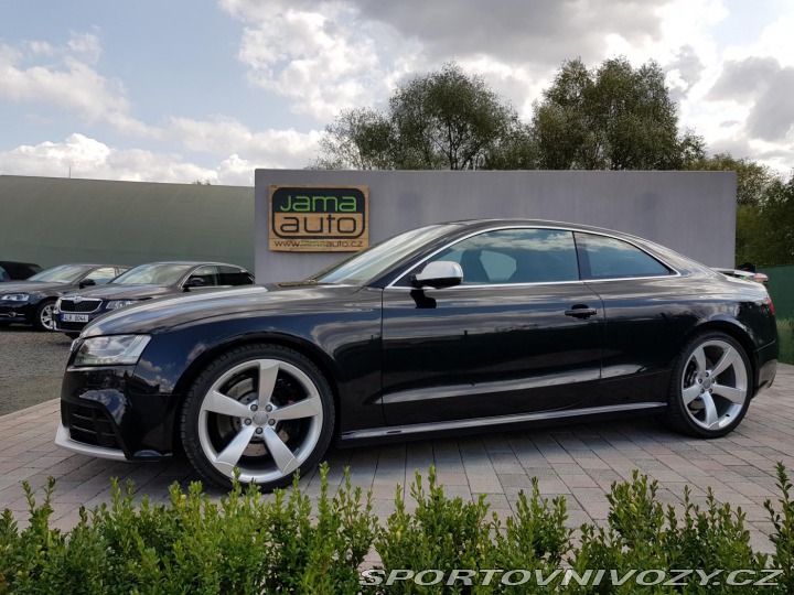 Audi RS5 4,2FSI 331KW QUATTRO STRO 2011