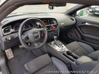 Audi RS5 4,2FSI 331KW QUATTRO STRO 2011