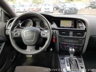 Audi RS5 4,2FSI 331KW QUATTRO STRO 2011