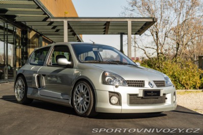 Renault Clio Sport V6 3.0