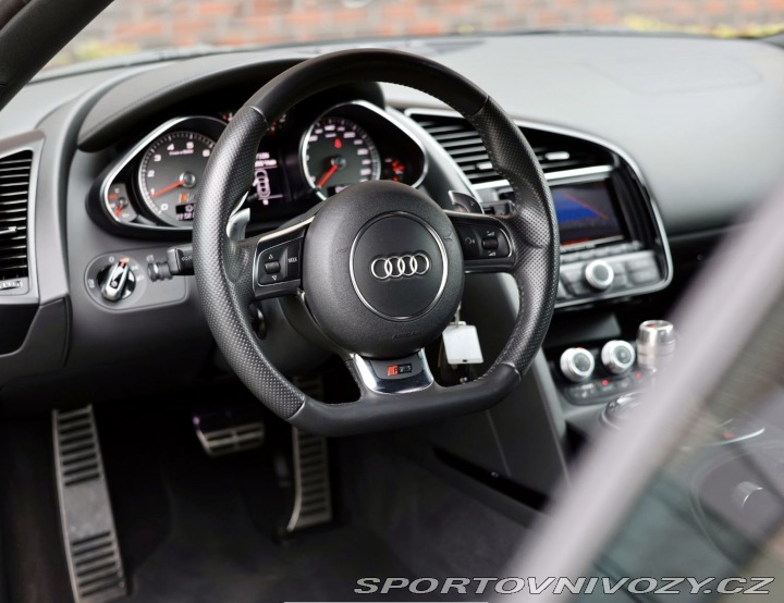 Audi R8 4.2 FSI Quattro 2014