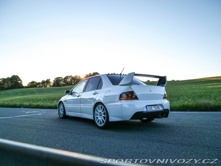 Mitsubishi Lancer EVO VIII 2003