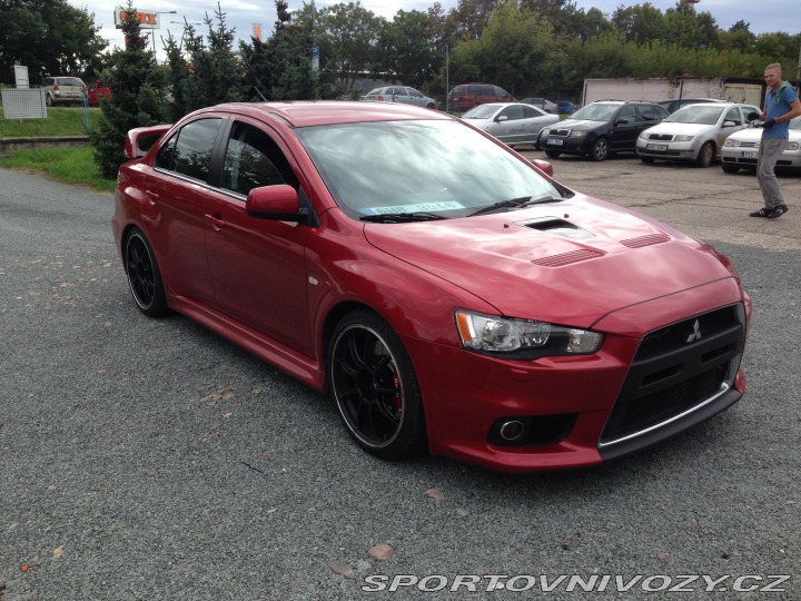 Mitsubishi Lancer EVO  2012