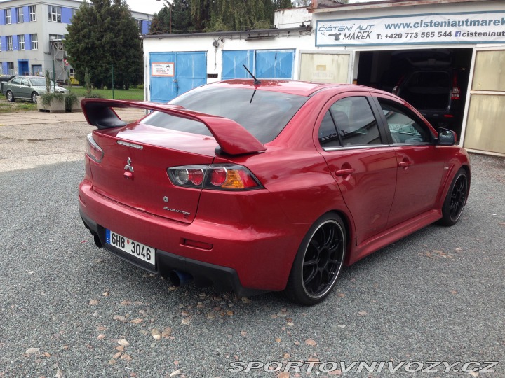 Mitsubishi Lancer EVO 2012