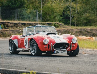 Cobra  AC Big Block 8.2ltr